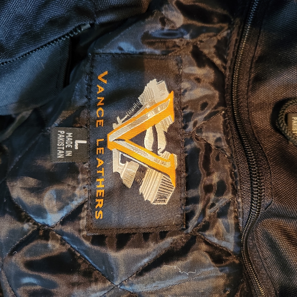 Leather jacket - Picture 5 of 5